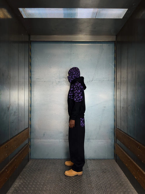 "SASUKE UCHIHA" ZIP HOODIE