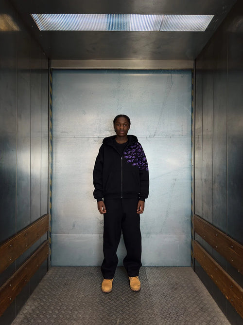 "SASUKE UCHIHA" ZIP HOODIE