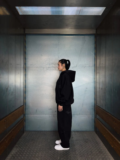 "SASUKE UCHIHA" ZIP HOODIE